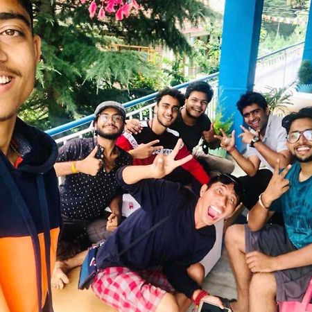 Ats -Manali Hostel Bagian luar foto