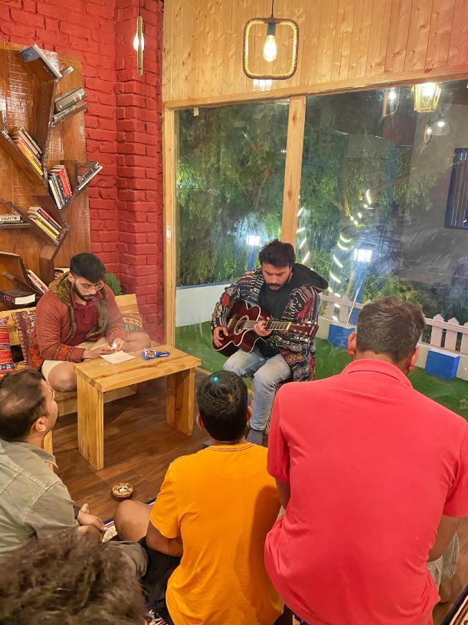 Ats -Manali Hostel Bagian luar foto