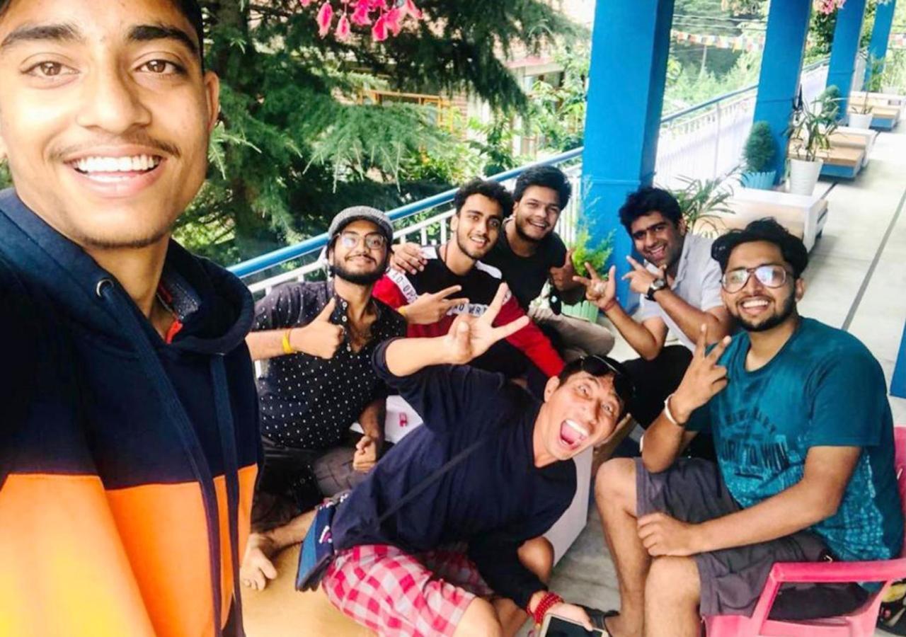Ats -Manali Hostel Bagian luar foto