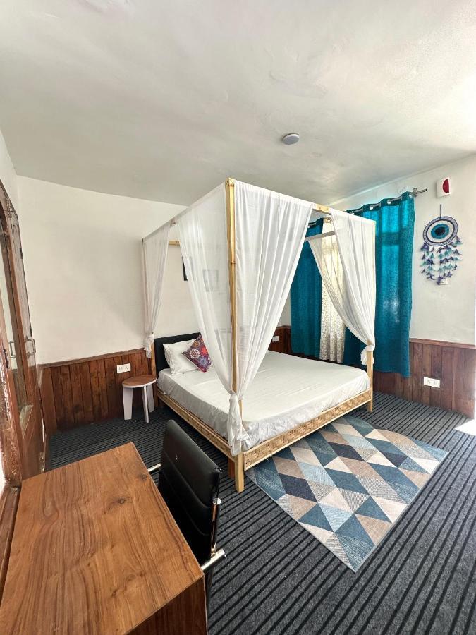 Ats -Manali Hostel Bagian luar foto